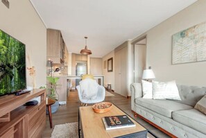 TV - 5 star apartment in the Costanera del Lago (Puerto Varas)