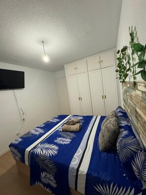 Basic Double Room, 1 Double Bed