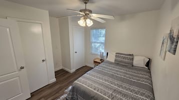 2 bedrooms, WiFi, bed sheets