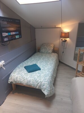 2 bedrooms, WiFi, bed sheets - Loue Petite Maisonnette (Hourtin)