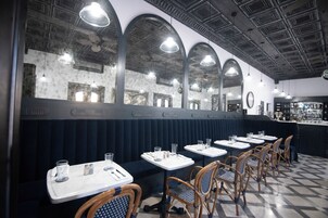 Breakfast, lunch, dinner served; pool views