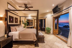 4 عدّة غرف نوم وخزنة داخل الغرفة ومكتب ومكواة/لوح كي