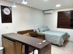 1 bedroom, iron/ironing board, WiFi