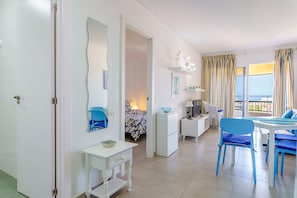 1 chambre, fer et planche Ă repasser, Wi-Fi gratuit, draps fournis