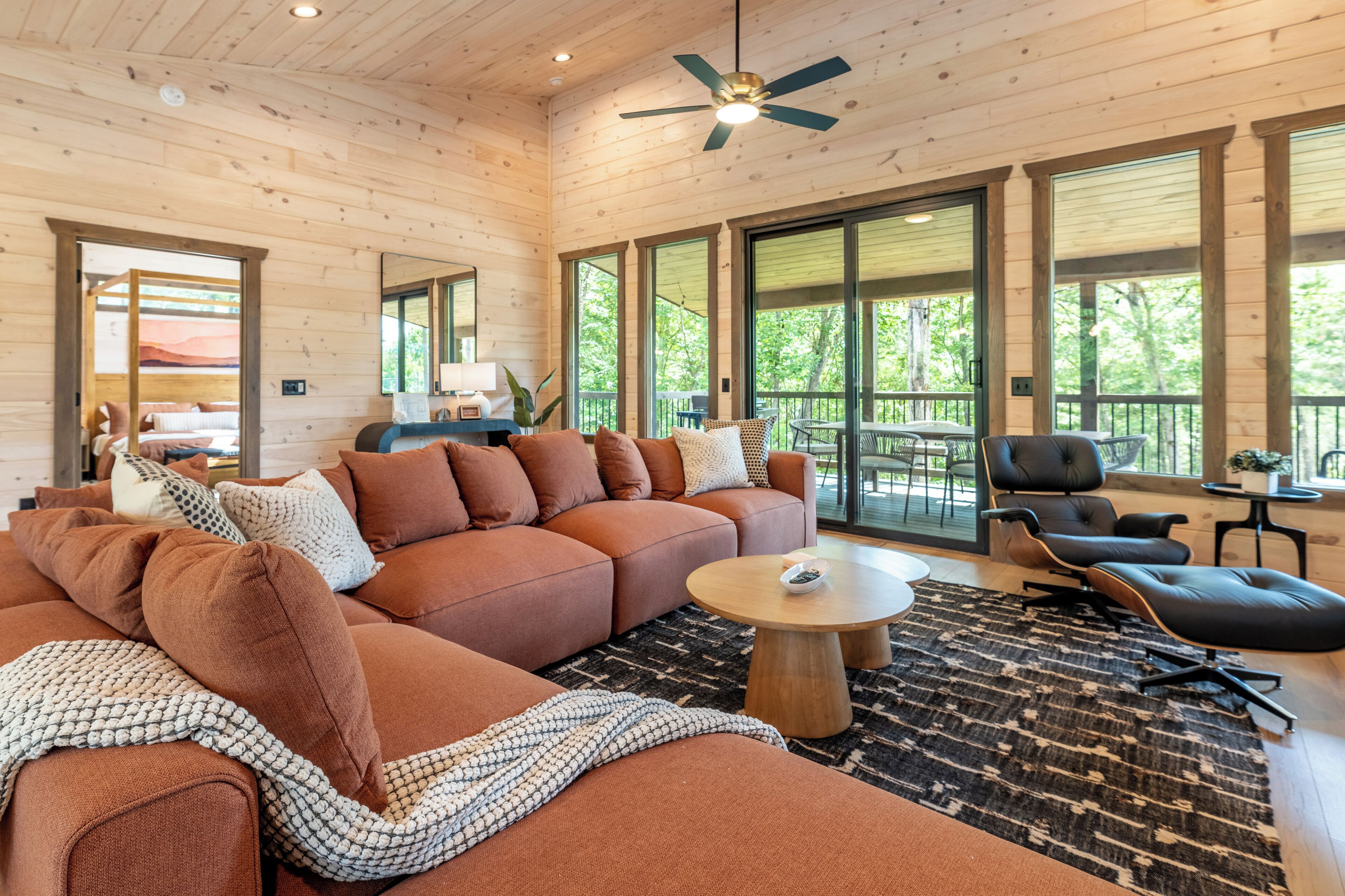 Smart TV, fireplace, video games, books