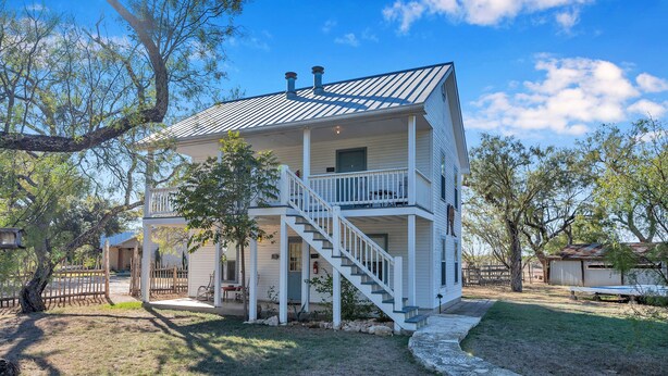 Exterior - Romance Suite at B&B with full breakfast & mimosas! (Fredericksburg)