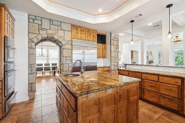 Private kitchen - 15 Acre Hill Country Ranch w/ Fenced Pool & Trails (Horseshoe Bay)