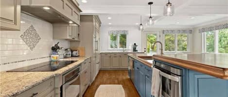 Microwave, oven, stovetop, dishwasher