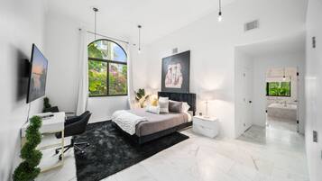 9 bedrooms, desk, iron/ironing board, travel crib