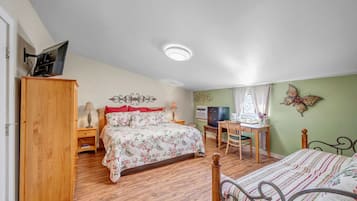 1 bedroom, iron/ironing board, WiFi, bed sheets