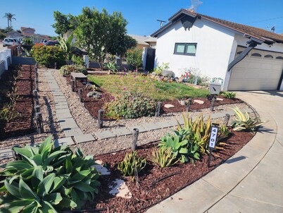 Charming 3-bedroom house in fabulous Oxnard with WiFi