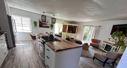 Charming 3-bedroom house in fabulous Oxnard with WiFi