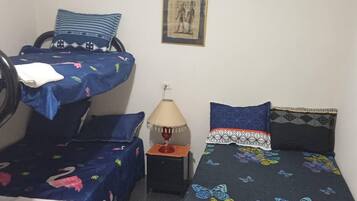 2 bedrooms, WiFi, bed sheets