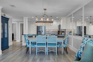 Casa (2 Bedrooms) | Interior
