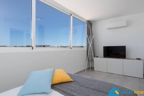 3 soverom, strykejern/-brett, wi-fi (inkludert) og sengetøy