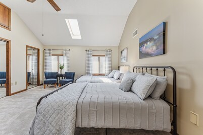 Niagara Falls Home | 2BR, Pets OK, Free Parking