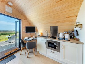 Private kitchen - 1 bedroom accommodation in Talybont, near Borth (Talybont, near Borth)