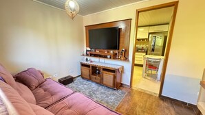 Superior-Chalet, Stadtblick | Wohnbereich