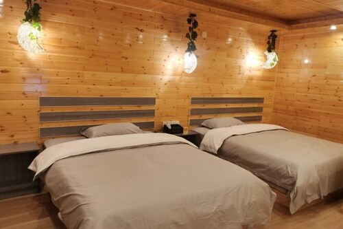 Sanjiang Qingtian Yuese Homestay