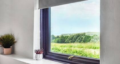 2 bedroom accommodation in Bude