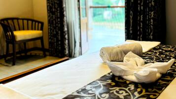 Standard Triple Room | Free WiFi