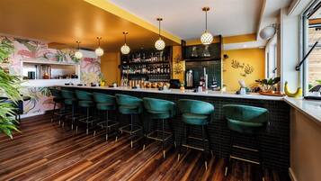 Bar (in der Unterkunft)