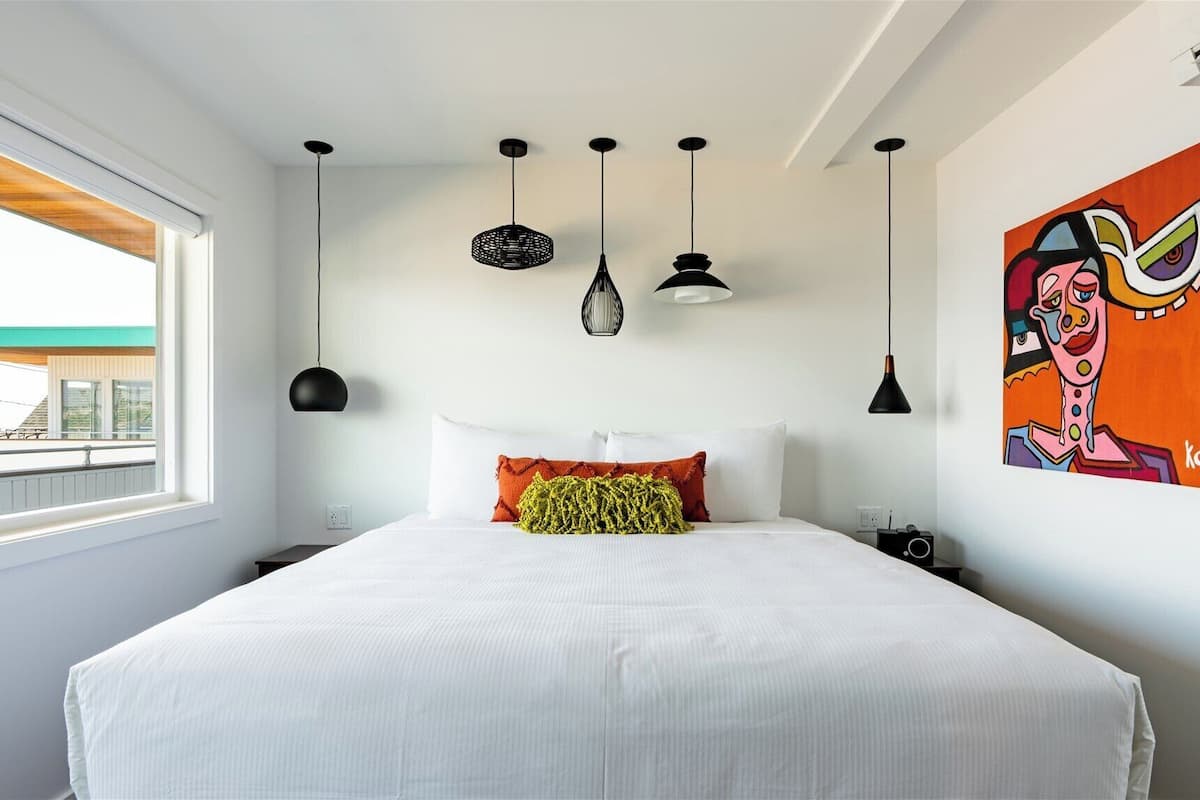 Ocean Facing King, Third Floor