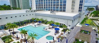 25 floors up. Endless views down.