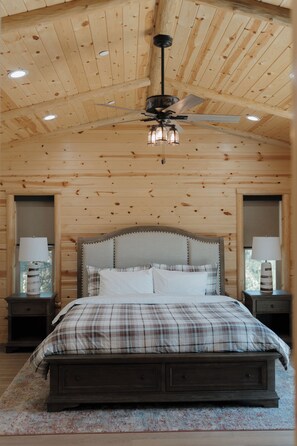 5 camere, una scrivania, Wi-Fi gratuito, lenzuola