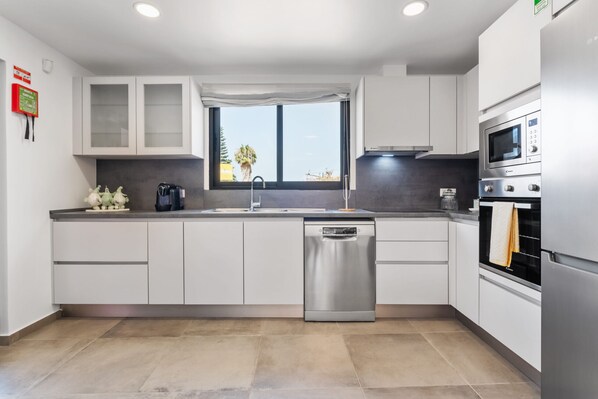 Fridge, microwave, oven, dishwasher