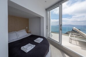 1 chambre, coffres-forts dans les chambres, fer et planche Ă repasser