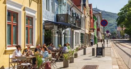 The 1880 Authentic Bergen Dream I 500m to Bryggen