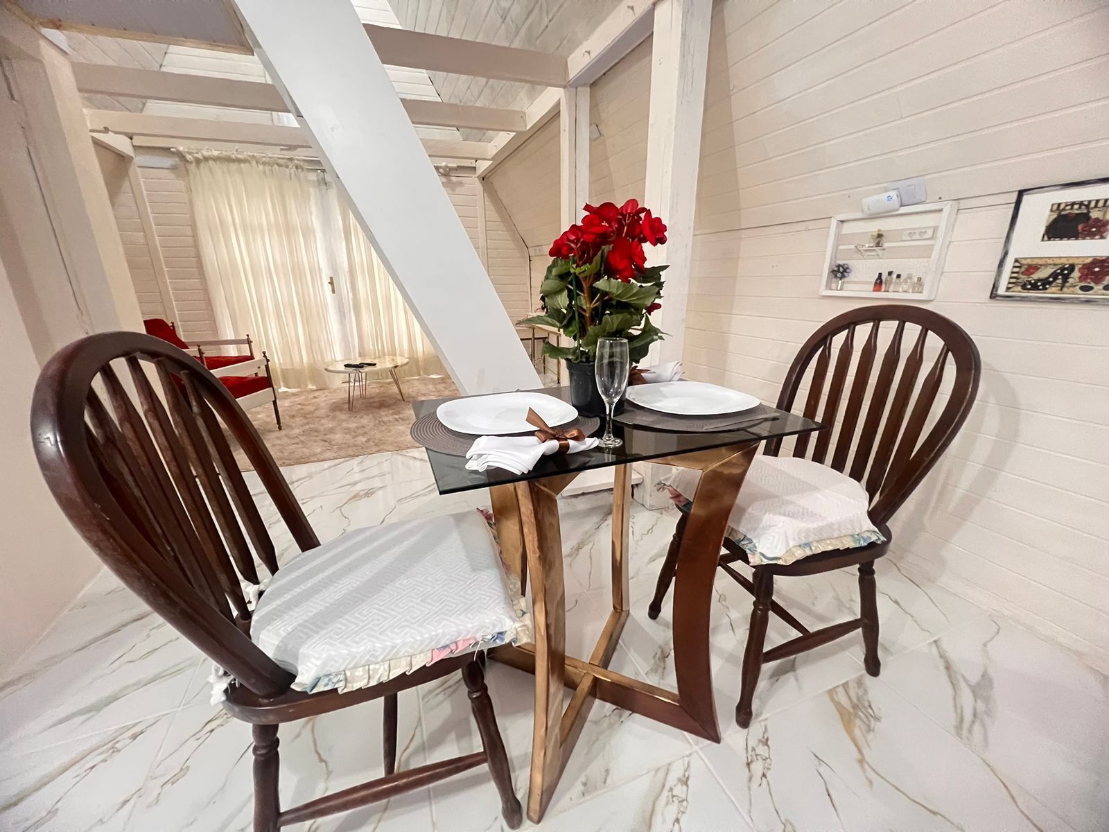 Deluxe chalet | Dineren in de kamer