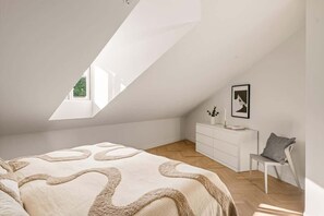 2 bedrooms, iron/ironing board, travel cot, WiFi - Løkka Suites I Penthouse Dream (Grünerløkka)