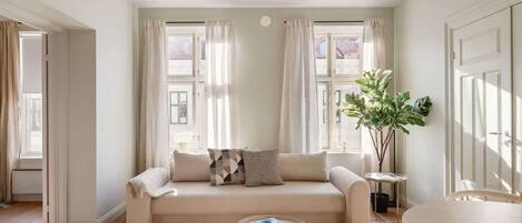 Televisión, oficina