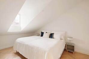 2 chambres, fer et planche à repasser, lit parapluie, Wi-Fi