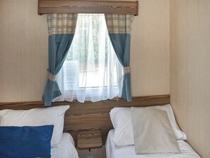 3 bedrooms, free WiFi, bed sheets