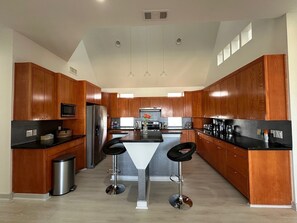 Fridge, microwave, oven, stovetop - Lakefront
Dock
Kayaks
Boat - 3rd party (Frisco)