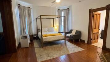 1 chambre, fer et planche à repasser, Wi-Fi, literie fournie