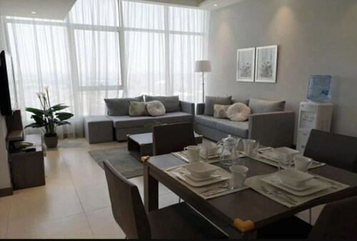 Charming tower with 1 bedroom, WiFi, Gym, pool in the Middle of the City
