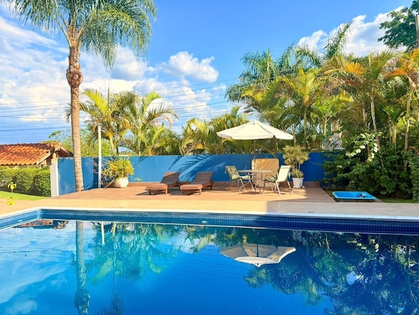 Outdoor pool - Chácara em Condomínio Fechado. Aconchegante e de Muita paz (Campo Verde Ibiúna)