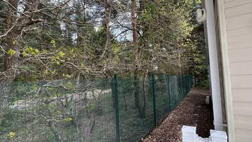 Enceinte de lâhĂ©bergement