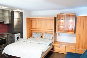 1 bedroom, desk, iron/ironing board, WiFi - Oase im Schwarzwald Pool & Sauna (Schonach im Schwarzwald)