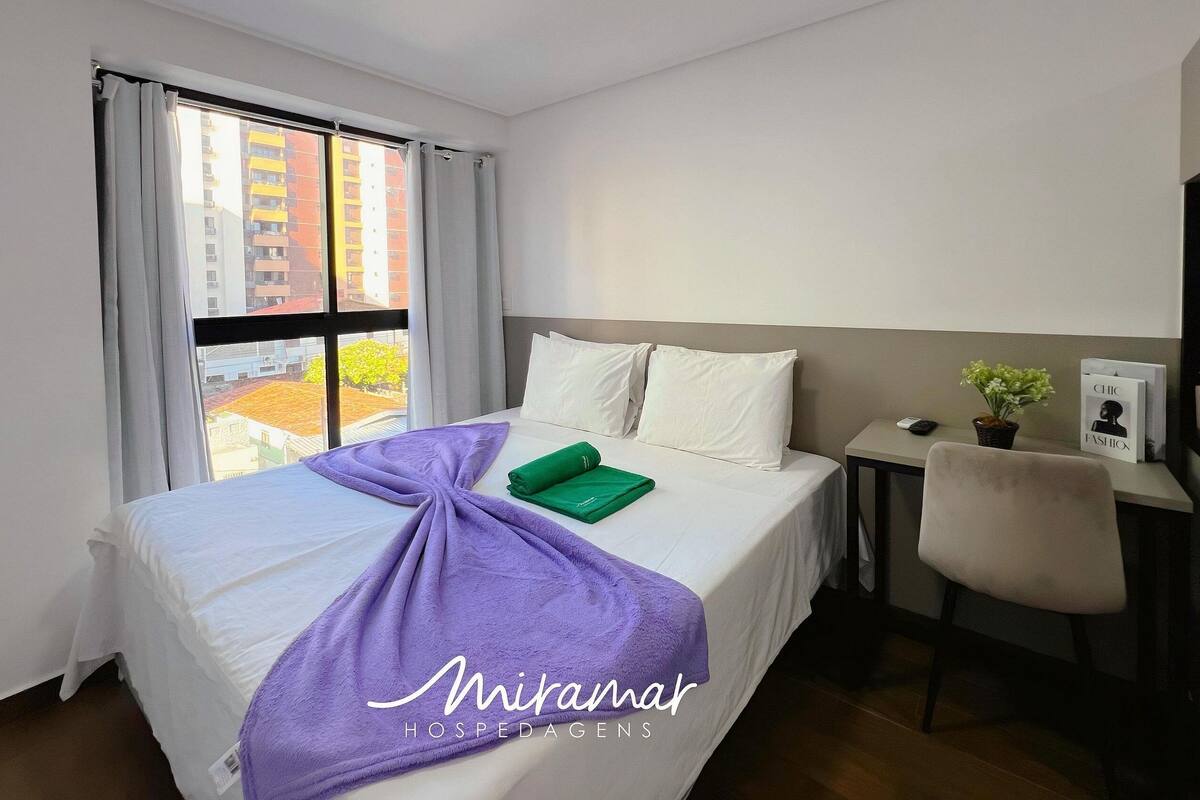 Studio | 1 bedroom, blackout drapes, WiFi (free), individually decorated