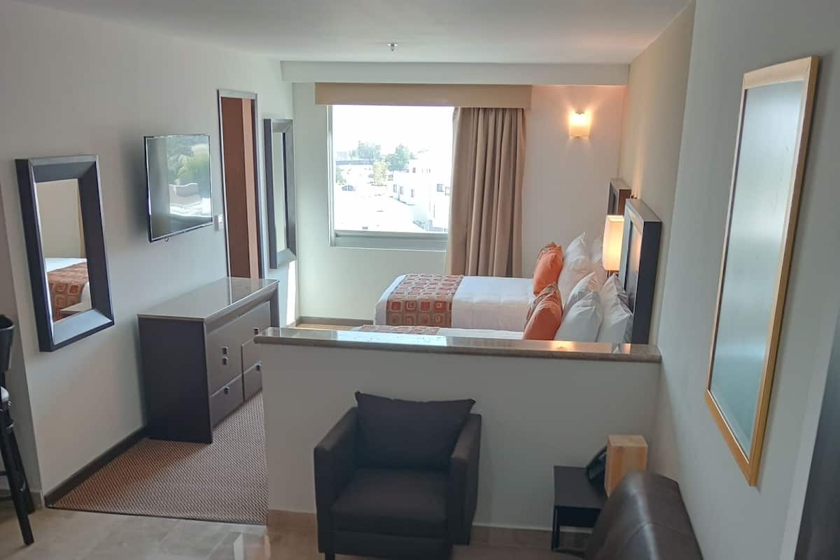 Superior Suite | 1 bedroom, in-room safe, desk, laptop workspace