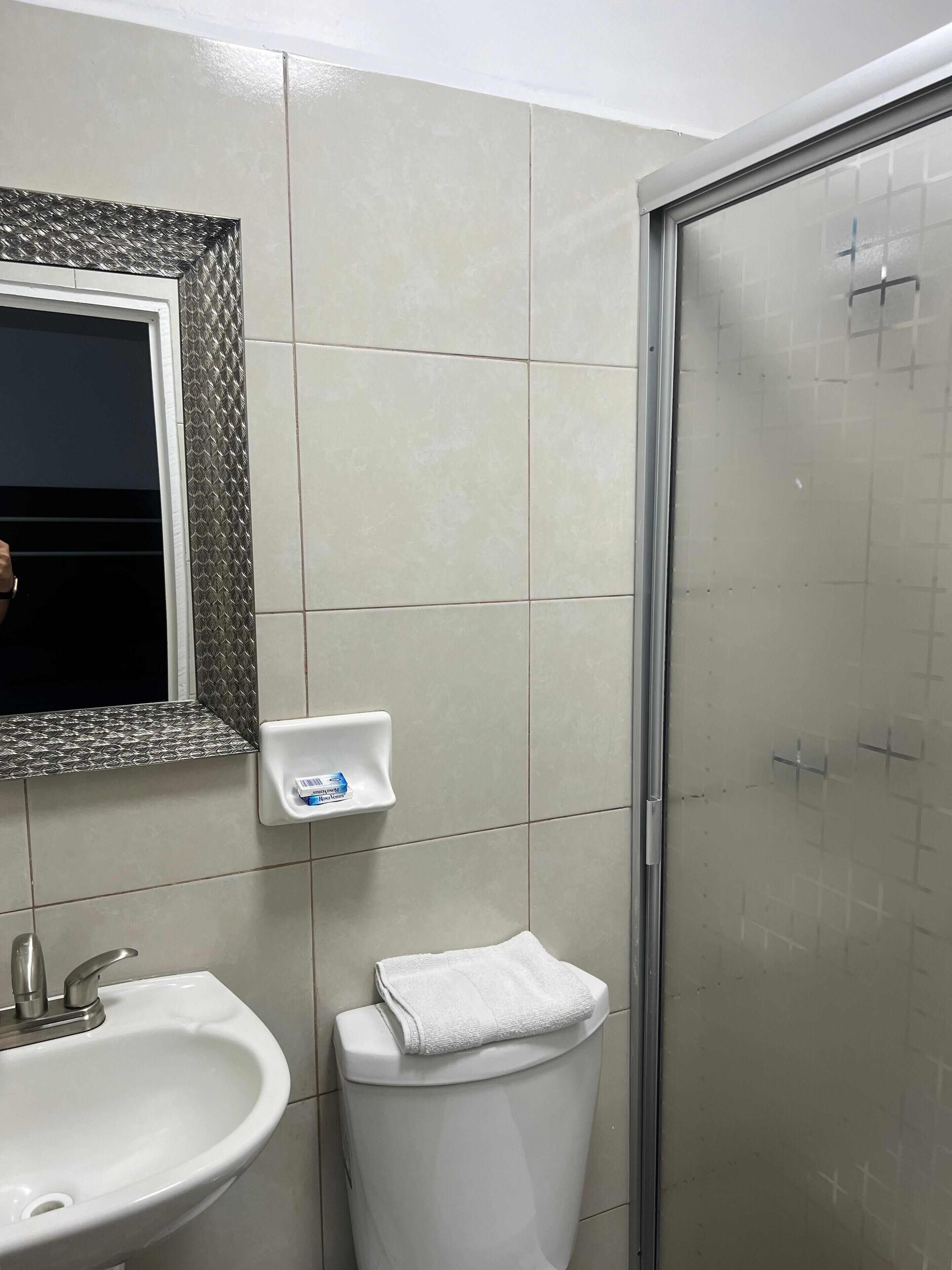 Superior Double Room | Bathroom