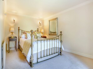 5 Schlafzimmer, kostenloses WLAN, Bettwäsche