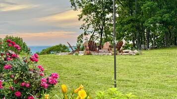 Jardines del alojamiento