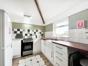 High chair - 3 bedroom accommodation in East Orchard, near Shaftesbury (East Orchard, near Shaftesbury)