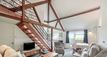 3 Schlafzimmer Unterkunft in East Orchard, near Shaftesbury